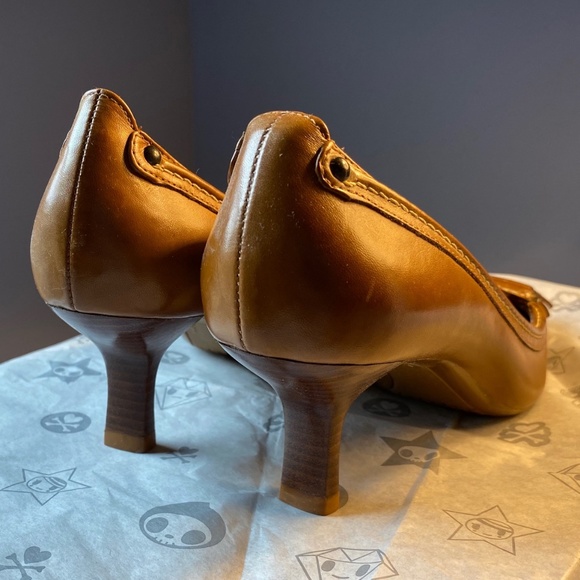 Cole Haan leather tan brown kitten heels 6.5 - Picture 3 of 6
